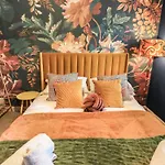 Tipsy Bee Дом отдыха *